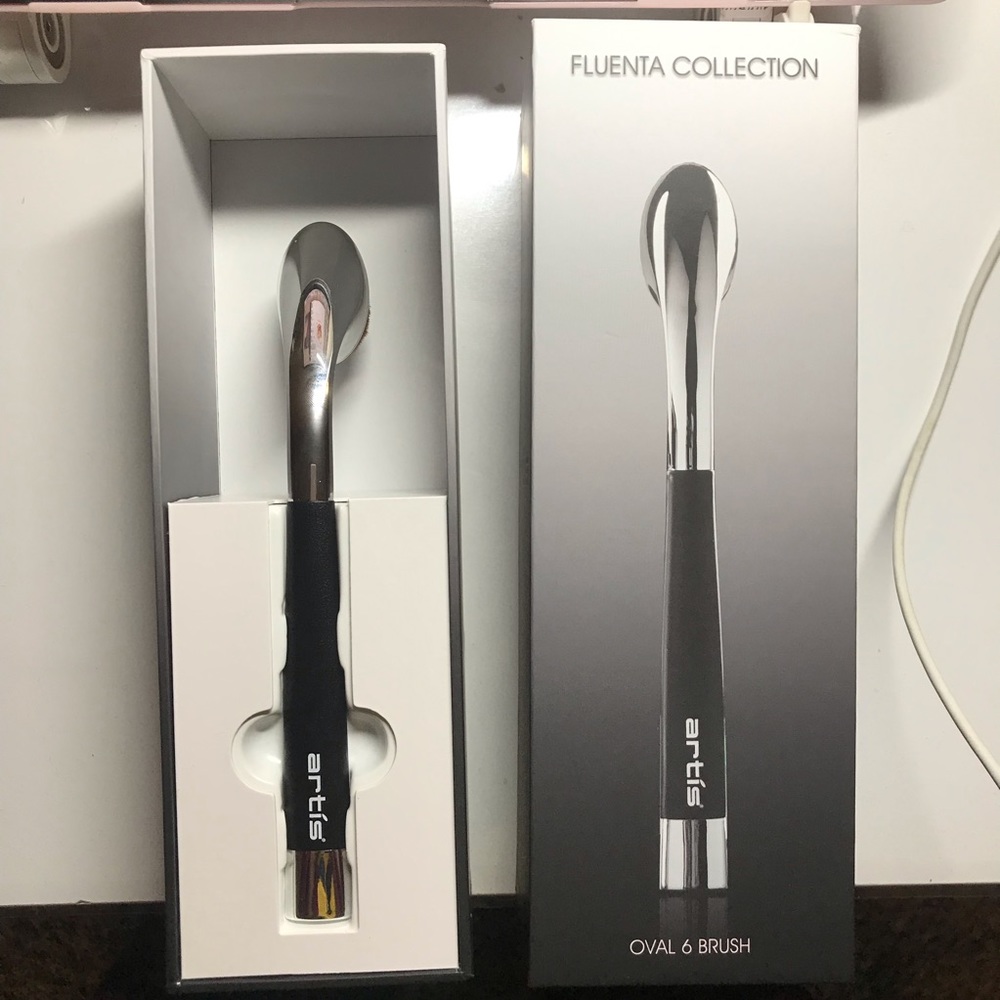 ARTIS BRUSH oval 6
